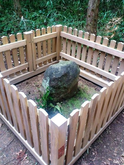 貴船神社の磐座