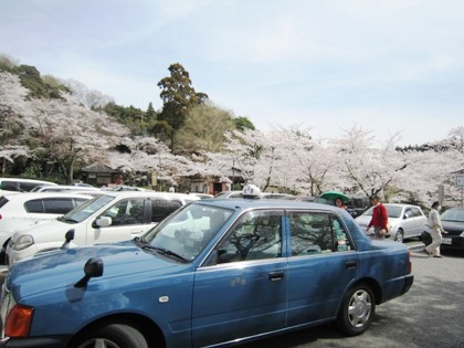 安倍文殊院の駐車場