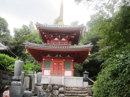 平等寺の二重塔