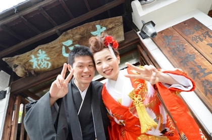 大神神社の結婚式ロケーション撮影　大正楼玄関