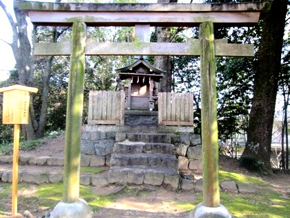 神坐日向神社