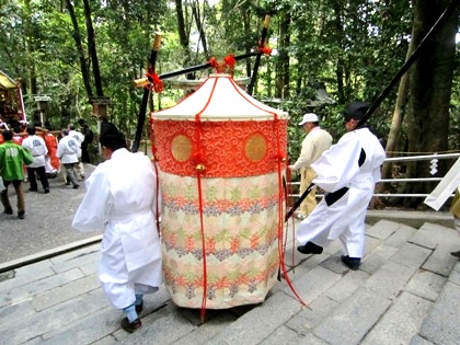 若宮神幸祭の時代行列