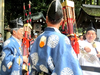 三輪のお渡り