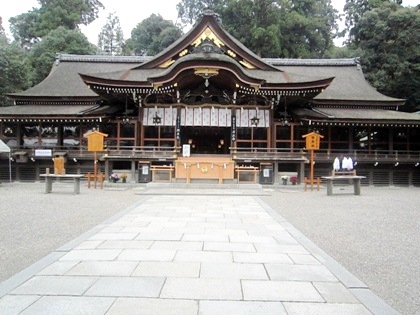 大神神社拝殿