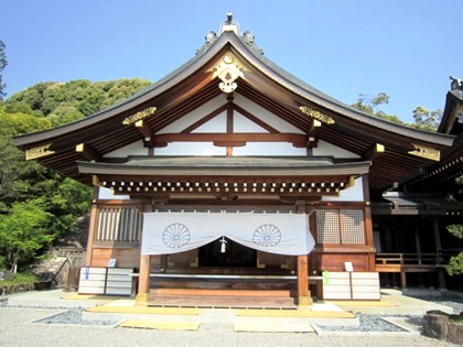 大神神社儀式殿