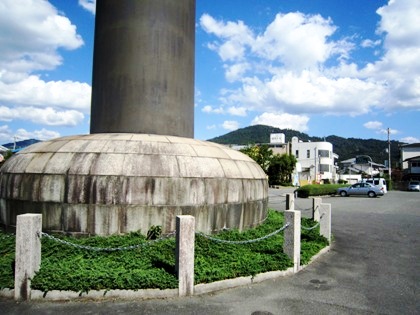 大神神社大鳥居下の駐車場