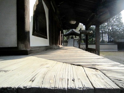 東大寺知足院の本堂