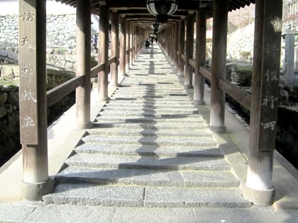 長谷寺の登廊