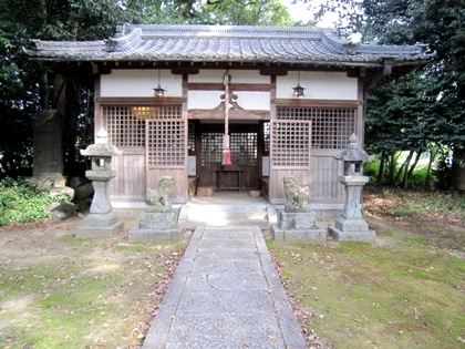 東新堂の八阪神社