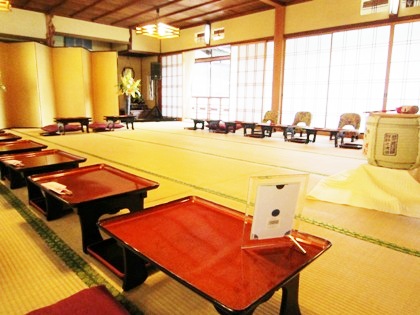 鏡開き　鏡抜き　大神神社の結婚式披露宴会場