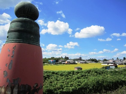 擬宝珠と薬師寺三重塔