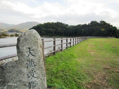 箸墓古墳と三輪山