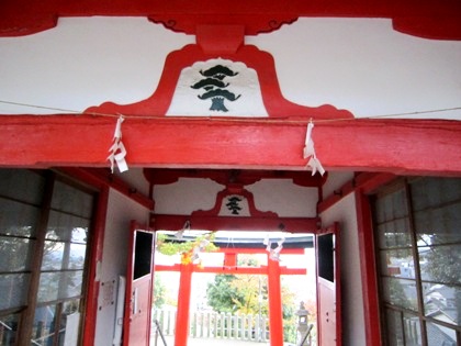 天神社の蛙股